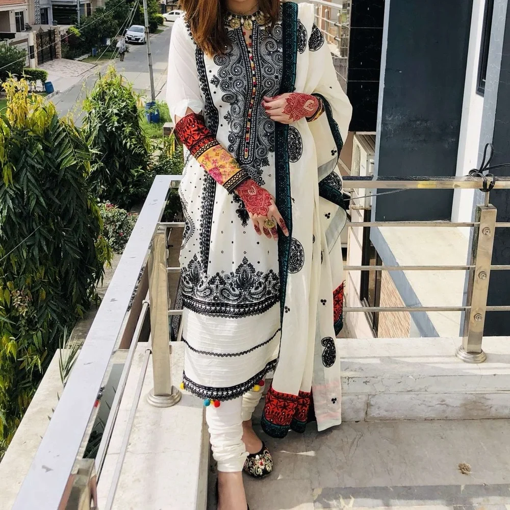 Elan White and Black Ethnic Dress - Picture 2 of 4